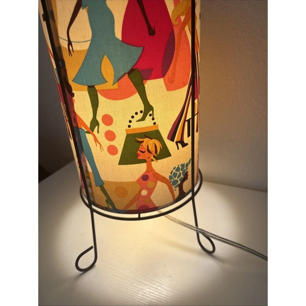 Vtg Tonner Dolls Fashion Wardrobe Print Lamp MCM Modern Century 50s Kitsch